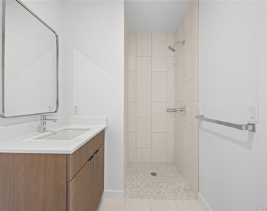 30 Broad Street - Photo Thumbnail 9