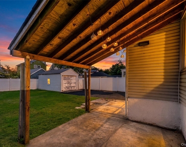 46 Derby Street - Photo Thumbnail 18