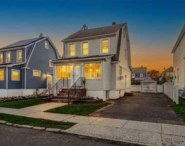 46 Derby Street - Photo Thumbnail 1