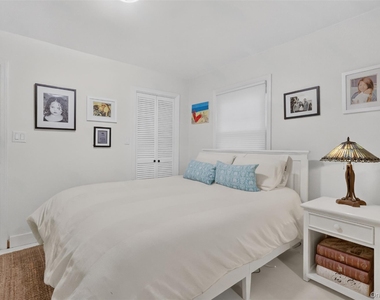 9 Oleander Drive - Photo Thumbnail 16