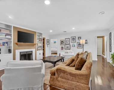 9 Oleander Drive - Photo Thumbnail 6