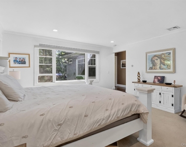 9 Oleander Drive - Photo Thumbnail 12