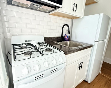 98 Harding Avenue - Photo Thumbnail 1
