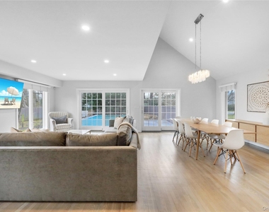 70 Tanners Neck Lane - Photo Thumbnail 11