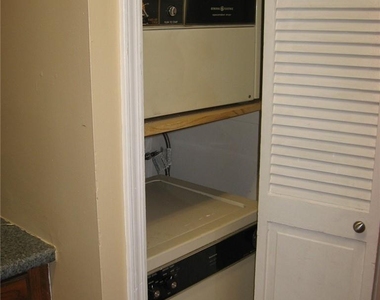 609 Kennedy Dr. - Photo Thumbnail 4