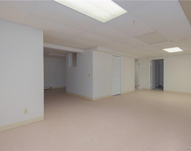 20 Madison Court - Photo Thumbnail 23