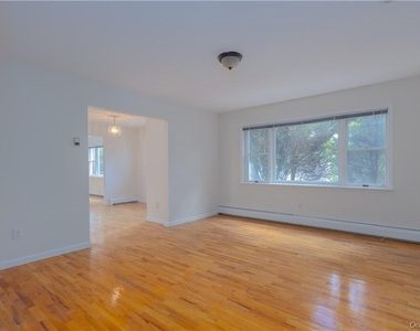 20 Madison Court - Photo Thumbnail 10
