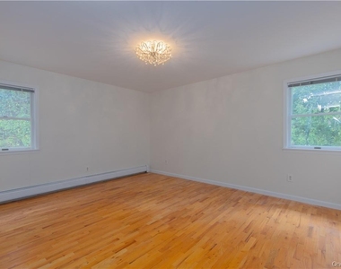 20 Madison Court - Photo Thumbnail 17