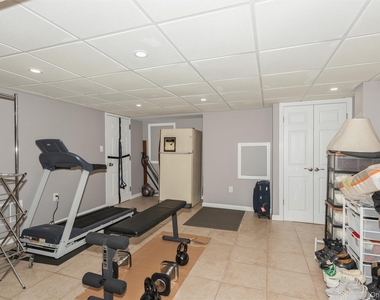 148 Lincoln Street - Photo Thumbnail 22
