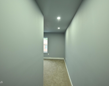44 Alexander Street - Photo Thumbnail 9