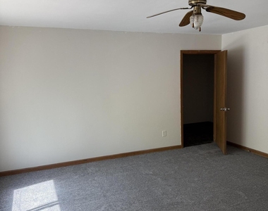 7112 Antioch Road - Photo Thumbnail 7