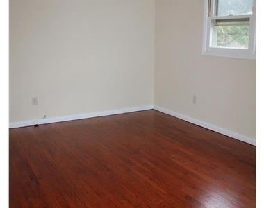 1 Fairview Avenue - Photo Thumbnail 11