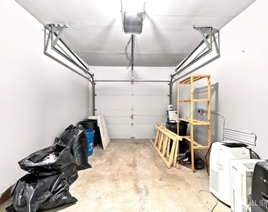 350 Greenfield Road - Photo Thumbnail 10