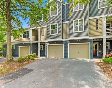 350 Greenfield Road - Photo Thumbnail 1