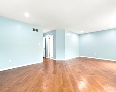 350 Greenfield Road - Photo Thumbnail 40