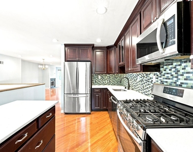 350 Greenfield Road - Photo Thumbnail 27