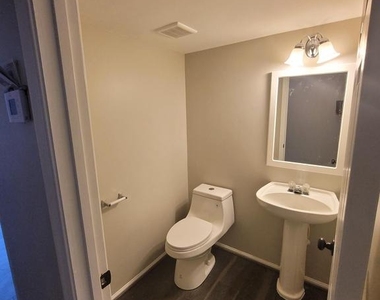 22 Ripley Rd - Photo Thumbnail 9
