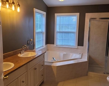 22 Ripley Rd - Photo Thumbnail 13
