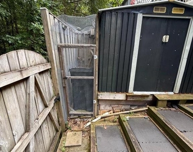 12369 Manchester Way - Photo Thumbnail 28