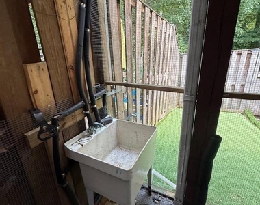 12369 Manchester Way - Photo Thumbnail 23