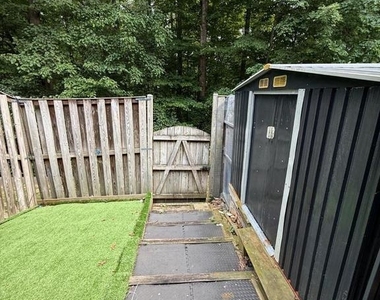 12369 Manchester Way - Photo Thumbnail 26