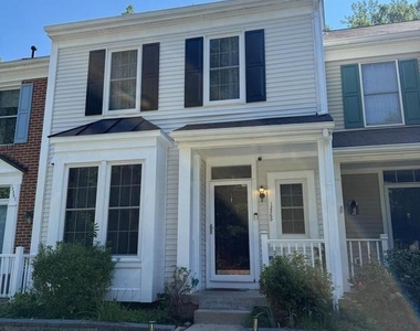 12369 Manchester Way - Photo Thumbnail 1
