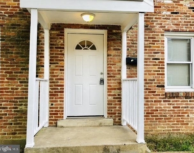 2916 Wren Court - Photo Thumbnail 1