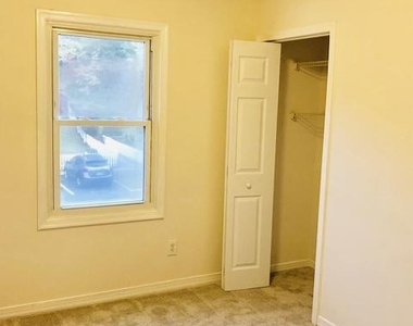 2916 Wren Court - Photo Thumbnail 15