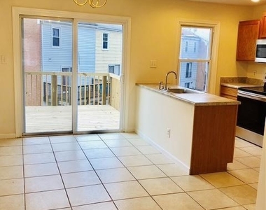 2916 Wren Court - Photo Thumbnail 2