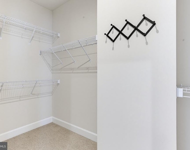 6310 Berkley Bridge Place - Photo Thumbnail 35