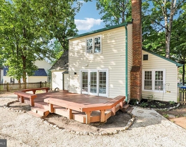 15465 Golf Club Drive - Photo Thumbnail 18