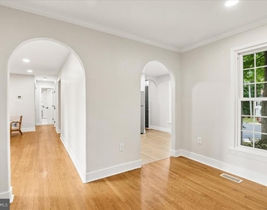 15465 Golf Club Drive - Photo Thumbnail 7