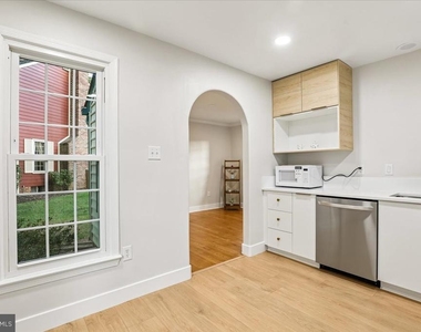 15465 Golf Club Drive - Photo Thumbnail 10