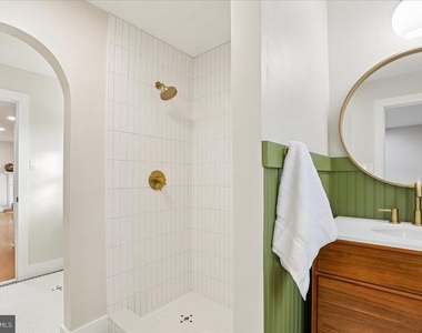 15465 Golf Club Drive - Photo Thumbnail 13