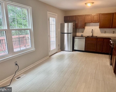 14904 Enterprise Lane - Photo Thumbnail 5