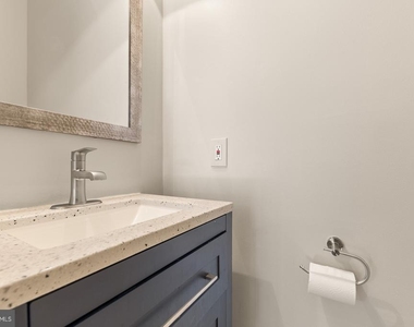9201 Golf Court - Photo Thumbnail 19