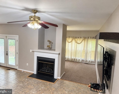 8643 Adrienne Place - Photo Thumbnail 8