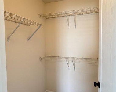 43196 Whelplehill Terrace - Photo Thumbnail 35