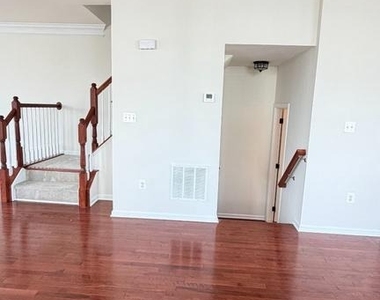 43196 Whelplehill Terrace - Photo Thumbnail 32