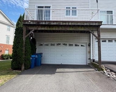 43196 Whelplehill Terrace - Photo Thumbnail 1