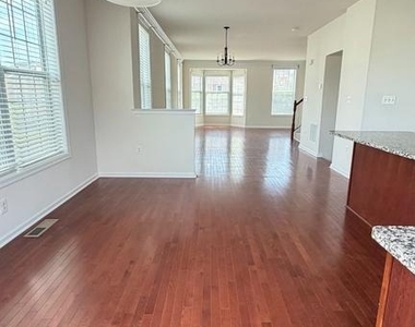 43196 Whelplehill Terrace - Photo Thumbnail 16