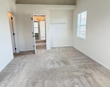 43196 Whelplehill Terrace - Photo Thumbnail 17