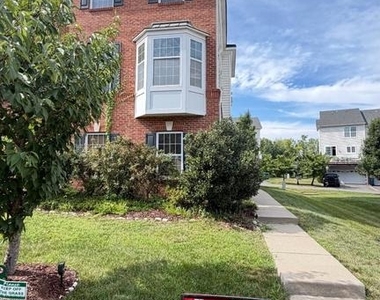 43196 Whelplehill Terrace - Photo Thumbnail 7