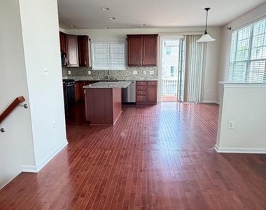 43196 Whelplehill Terrace - Photo Thumbnail 24