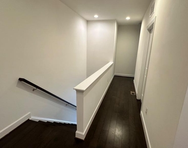 20265 Oak Bluff Drive - Photo Thumbnail 25