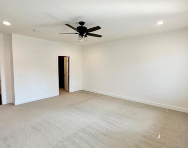 20265 Oak Bluff Drive - Photo Thumbnail 20