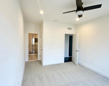 20265 Oak Bluff Drive - Photo Thumbnail 34