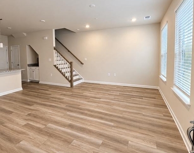 42635 Darala Drive - Photo Thumbnail 1