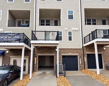 42635 Darala Drive - Photo Thumbnail 14