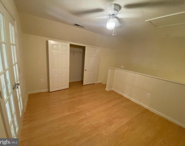 20445 Chesapeake Square - Photo Thumbnail 24